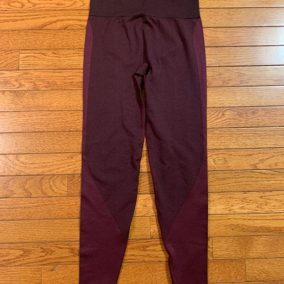 Perfect "peach bottom" leggings - Picture 4 of 7